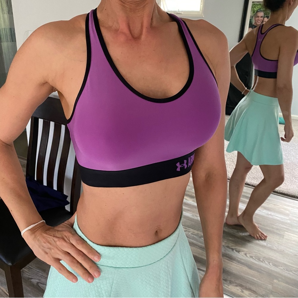 Sports bra